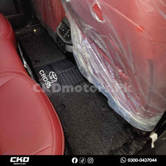 Toyota Corolla Cross 10D Floor Mats | 2024